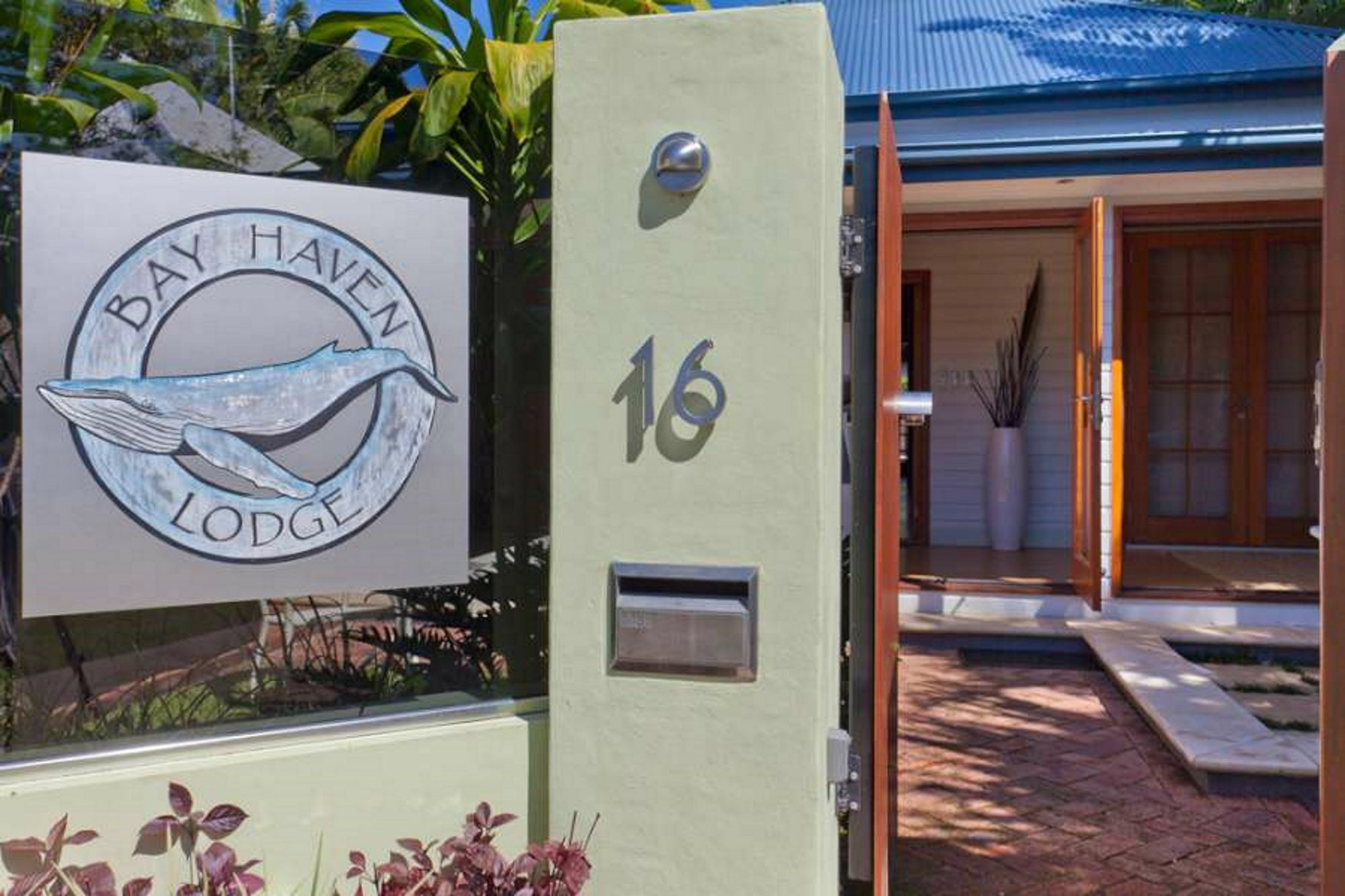 Bayhaven Lodge Байрън Бей Екстериор снимка