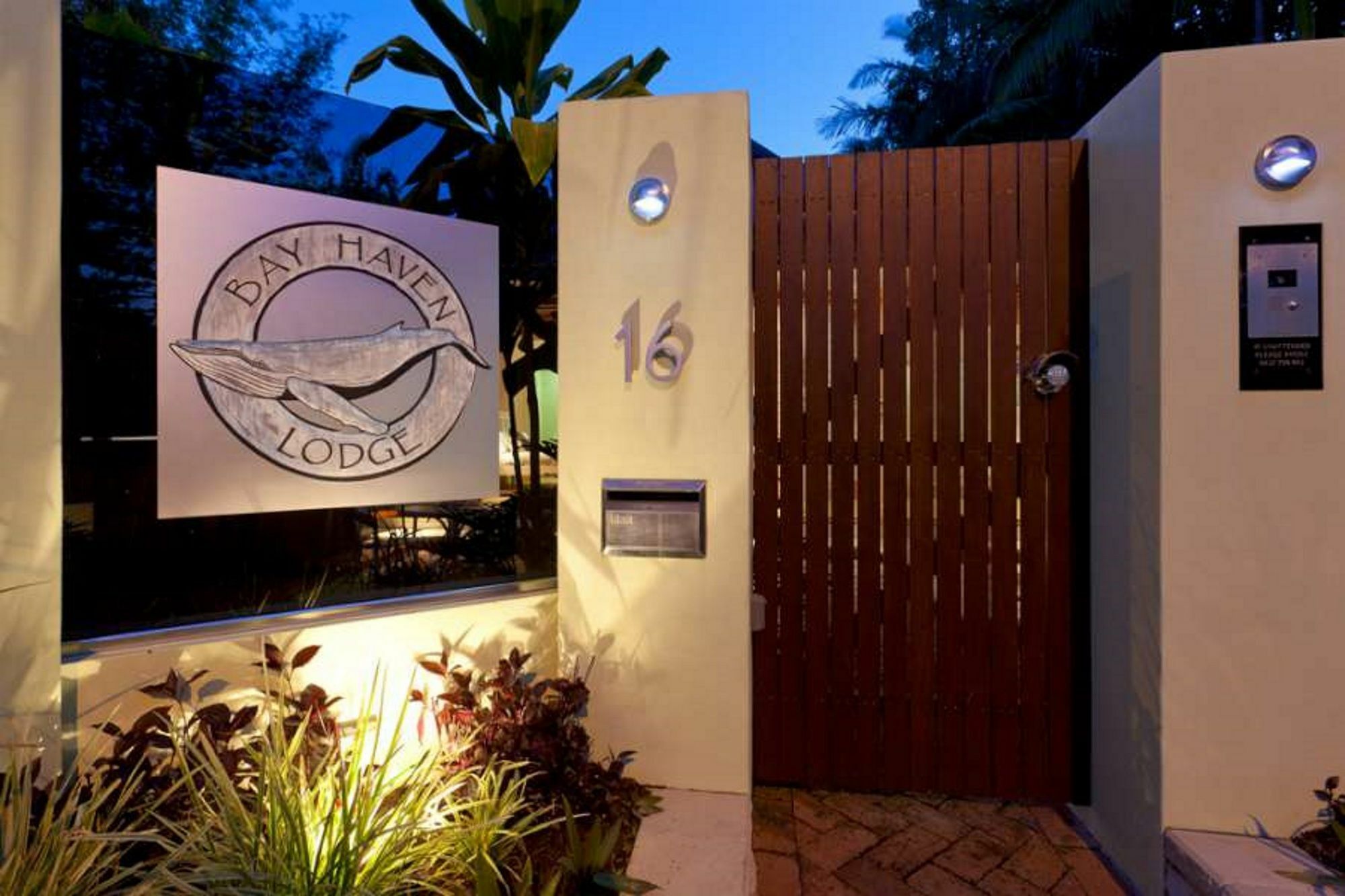 Bayhaven Lodge Байрън Бей Екстериор снимка
